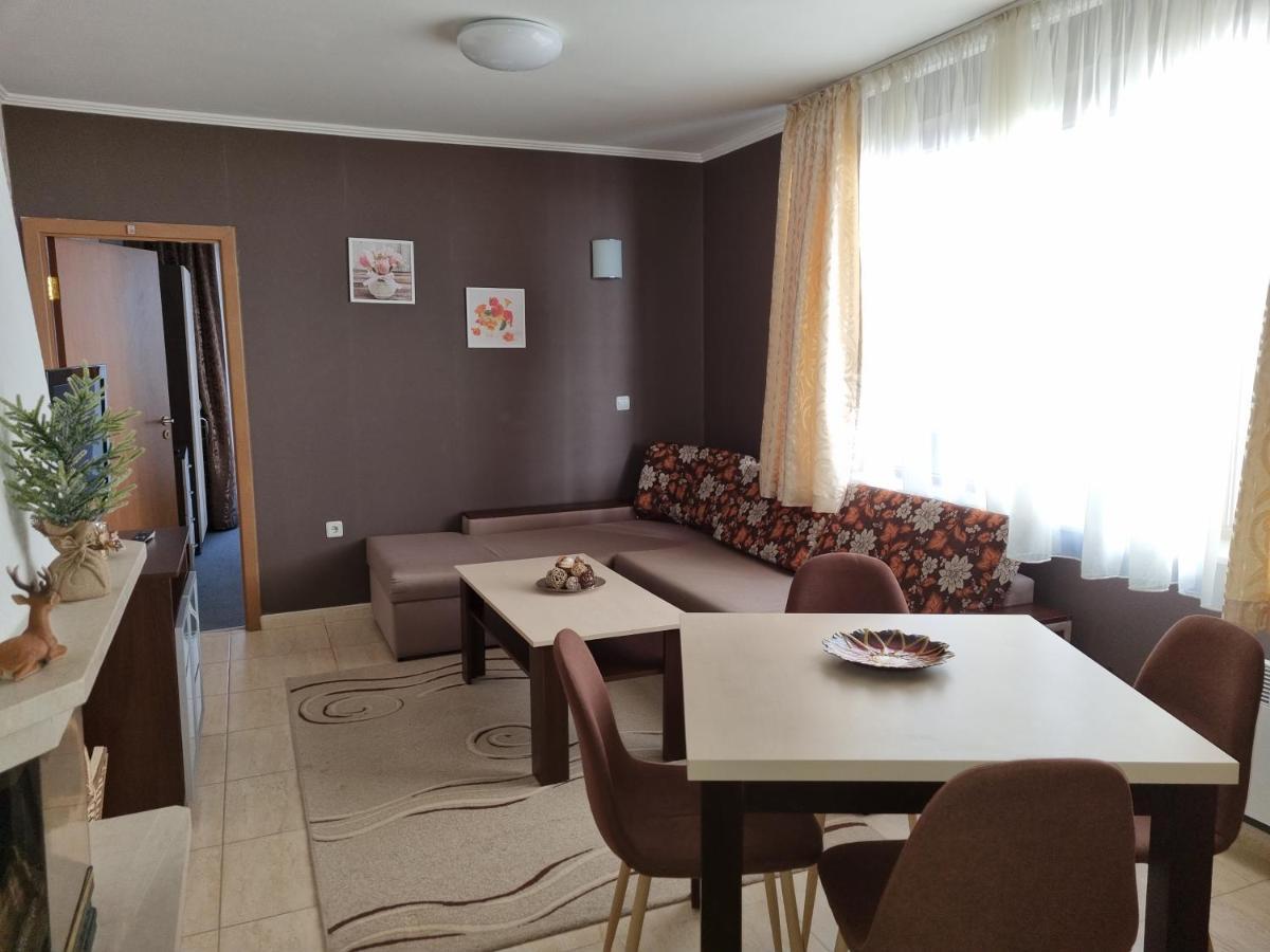 Grand Monastery Hotel Apartments Pamporowo Exterior foto